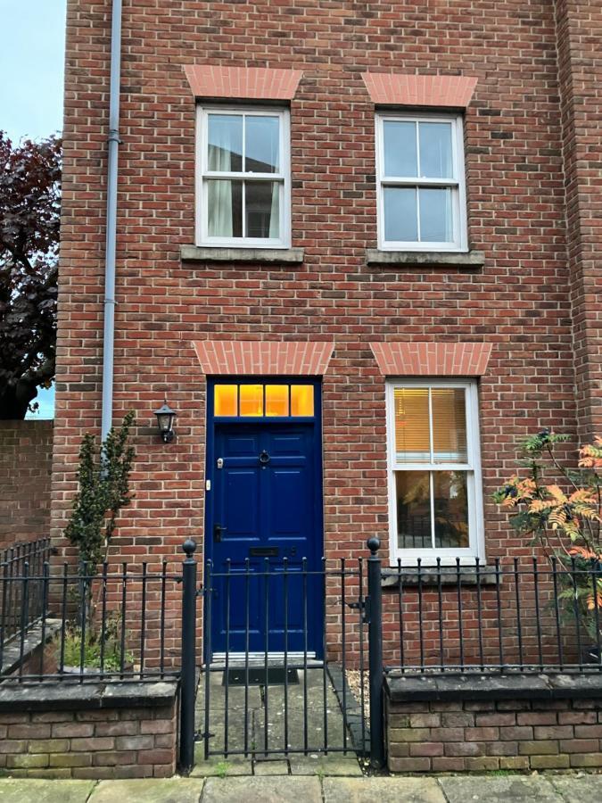 Central Chester Bedrooms Exterior foto